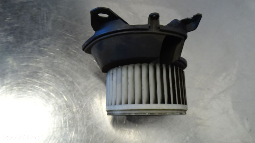 WENTYLATOR NAWIEWU OPEL CORSA D 1.3CDTI - 6