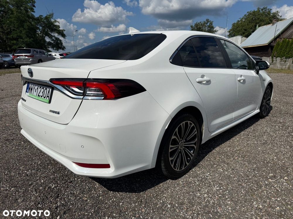 Toyota Corolla - 12