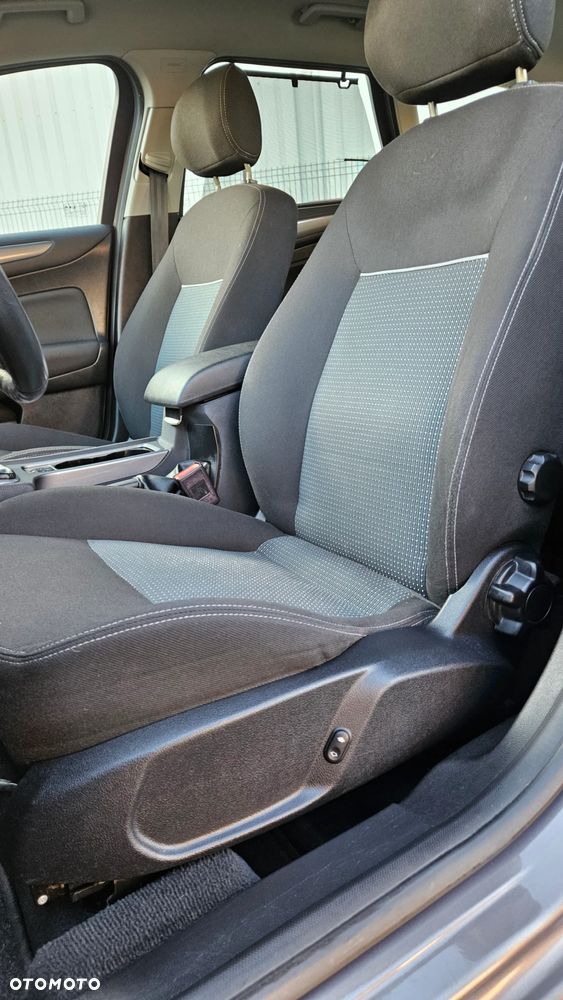 Ford Mondeo 1.6 TDCi Business Edition - 19