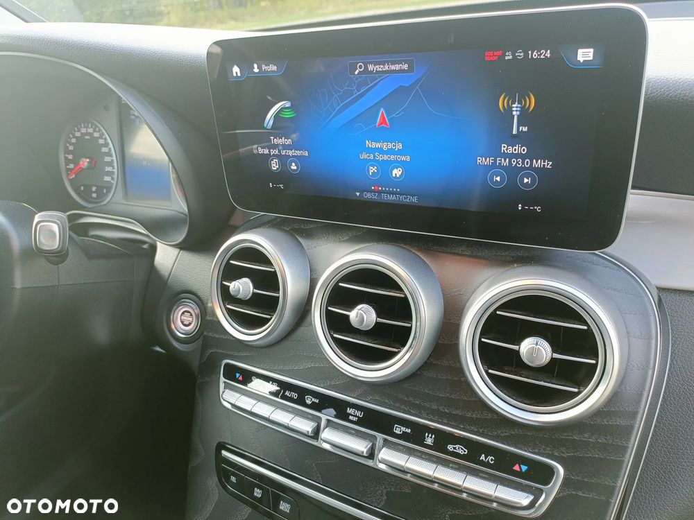 Mercedes-Benz GLC - 25