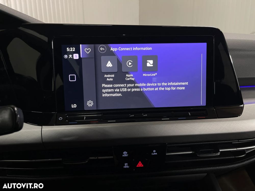 Volkswagen Golf 1.0 eTSI DSG MHEV Life - 18