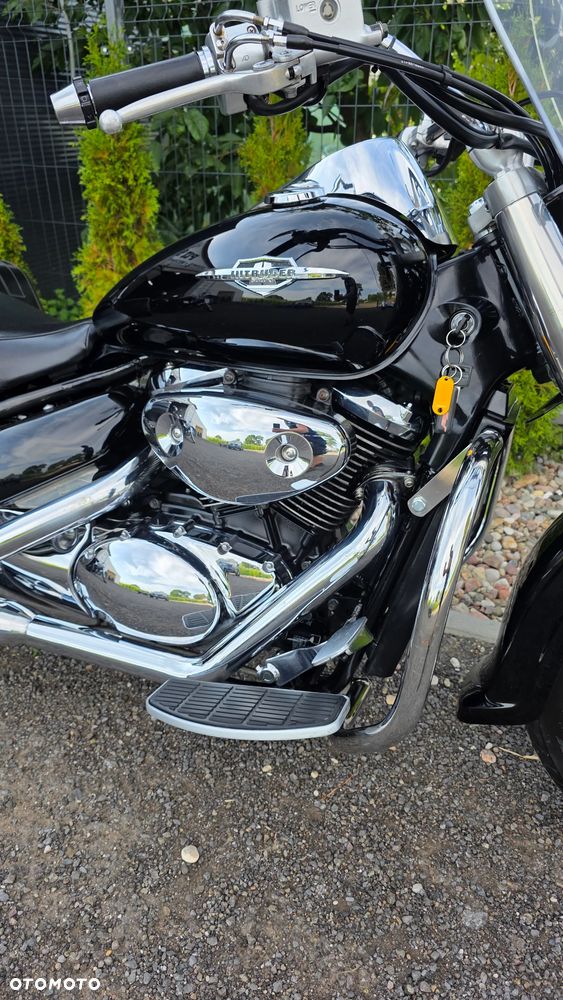 Suzuki Intruder - 27