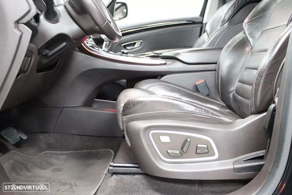 Renault Espace 1.6 dCi Initiale Paris EDC - 6