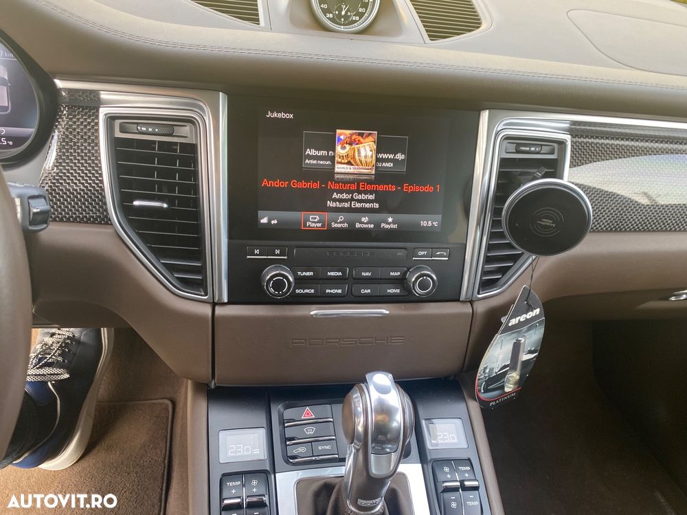 Porsche Macan Turbo PDK mit Performance Paket - 10