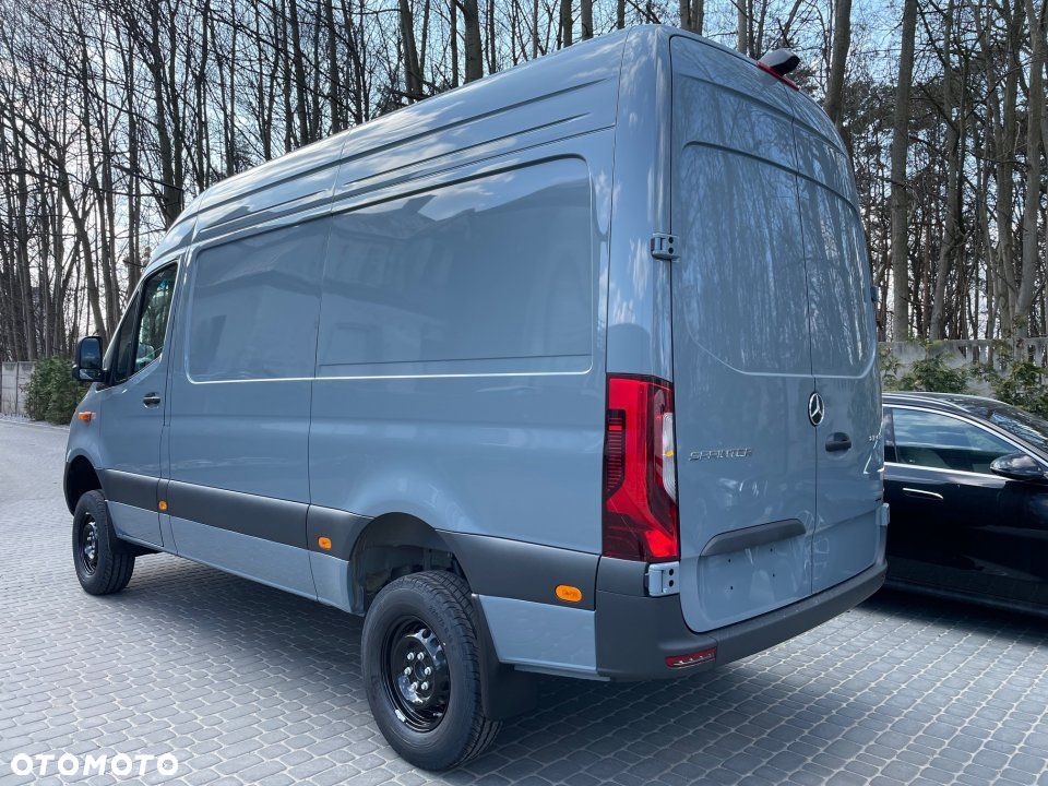 Mercedes-Benz Sprinter - 3
