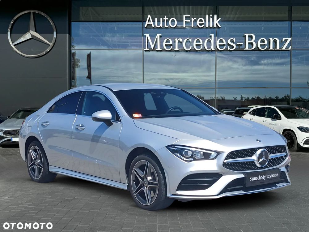Mercedes-Benz CLA 250 e PHEV AMG Line 8G-DCT - 8