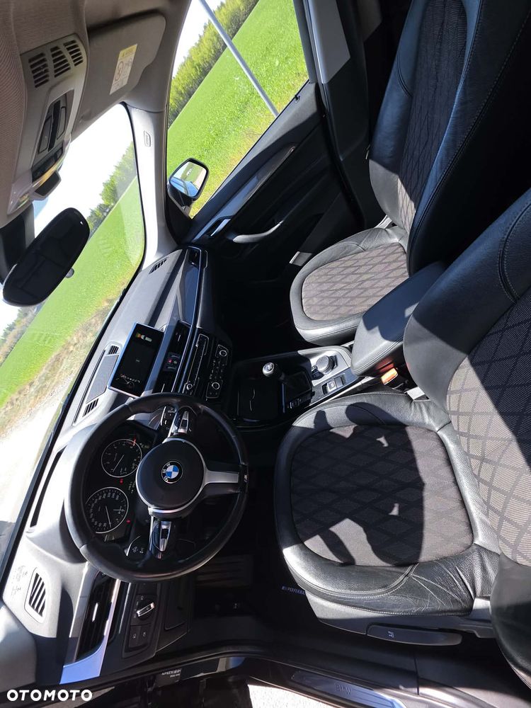 BMW X1 sDrive18d Advantage - 12