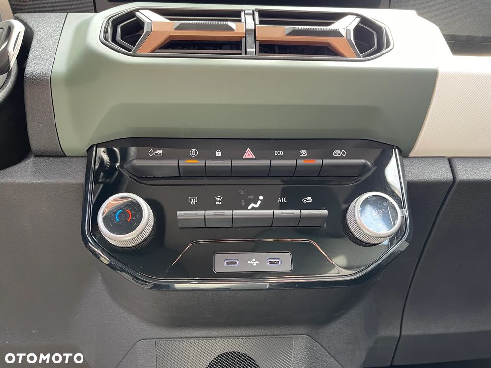 Dacia Spring - 14