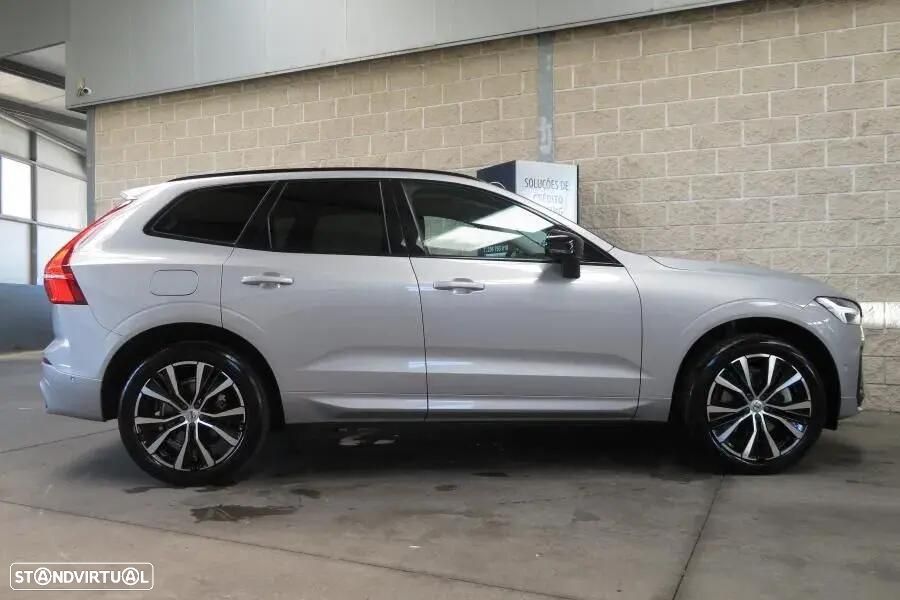 Volvo XC 60 2.0 T6 PHEV Ultimate Dark AWD - 32