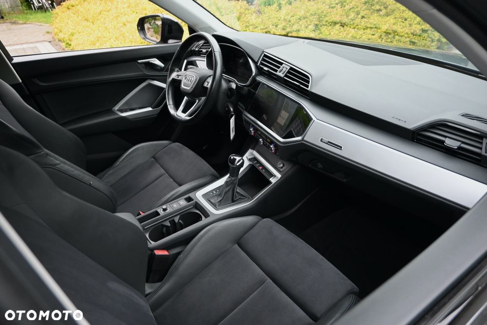 Audi Q3 35 TDI S tronic S line - 22
