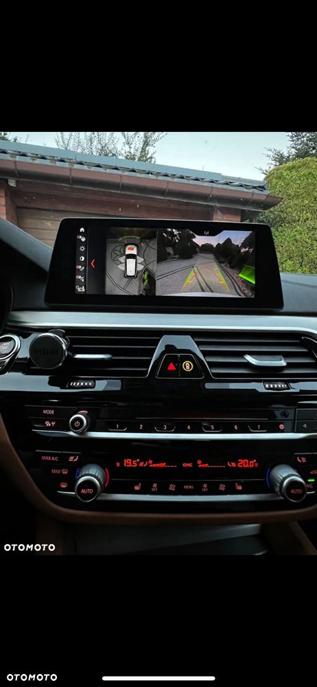 BMW Seria 5 520d Luxury Line - 11