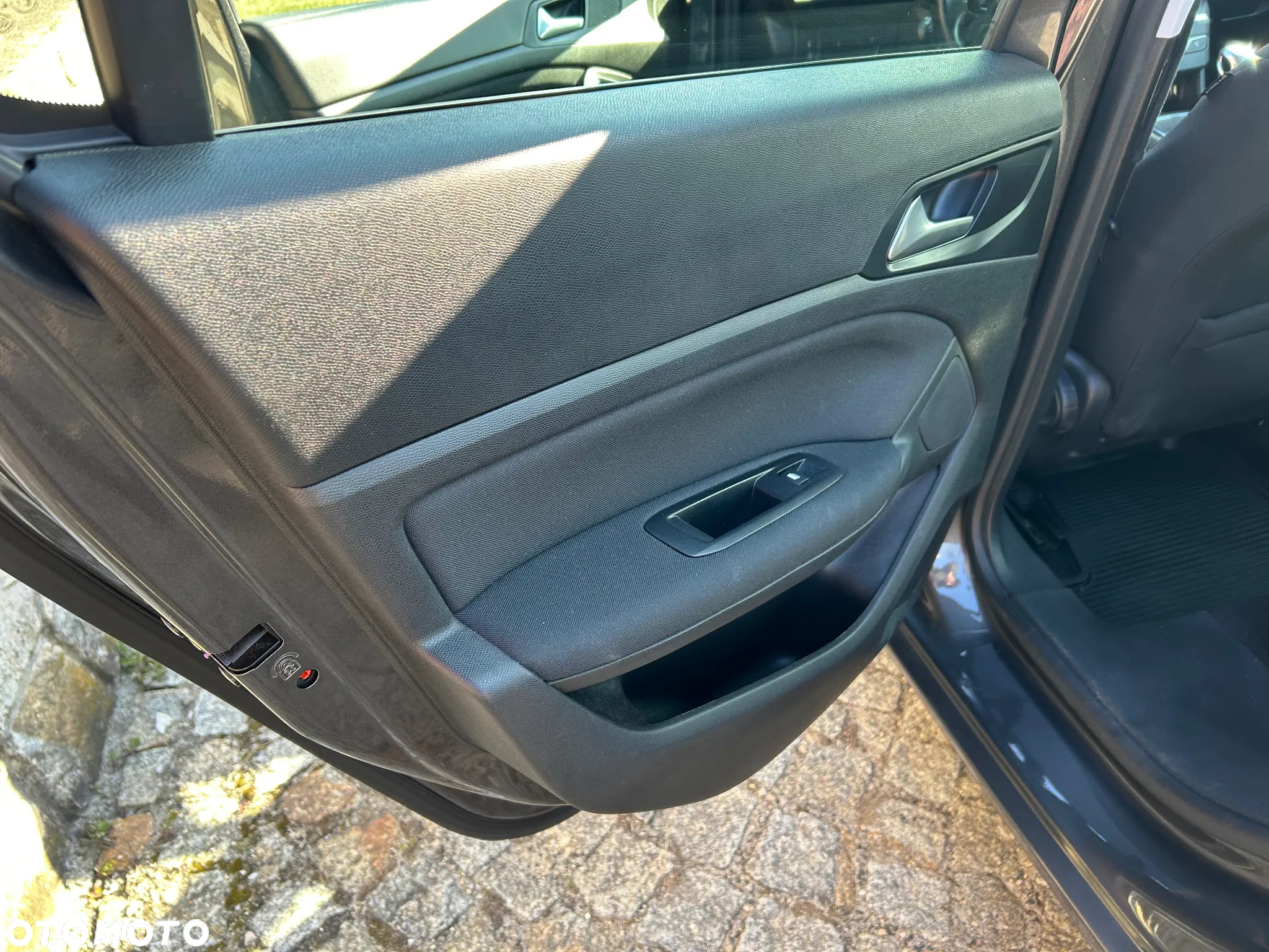 Peugeot 308 1.2 PureTech Active S&S - 15