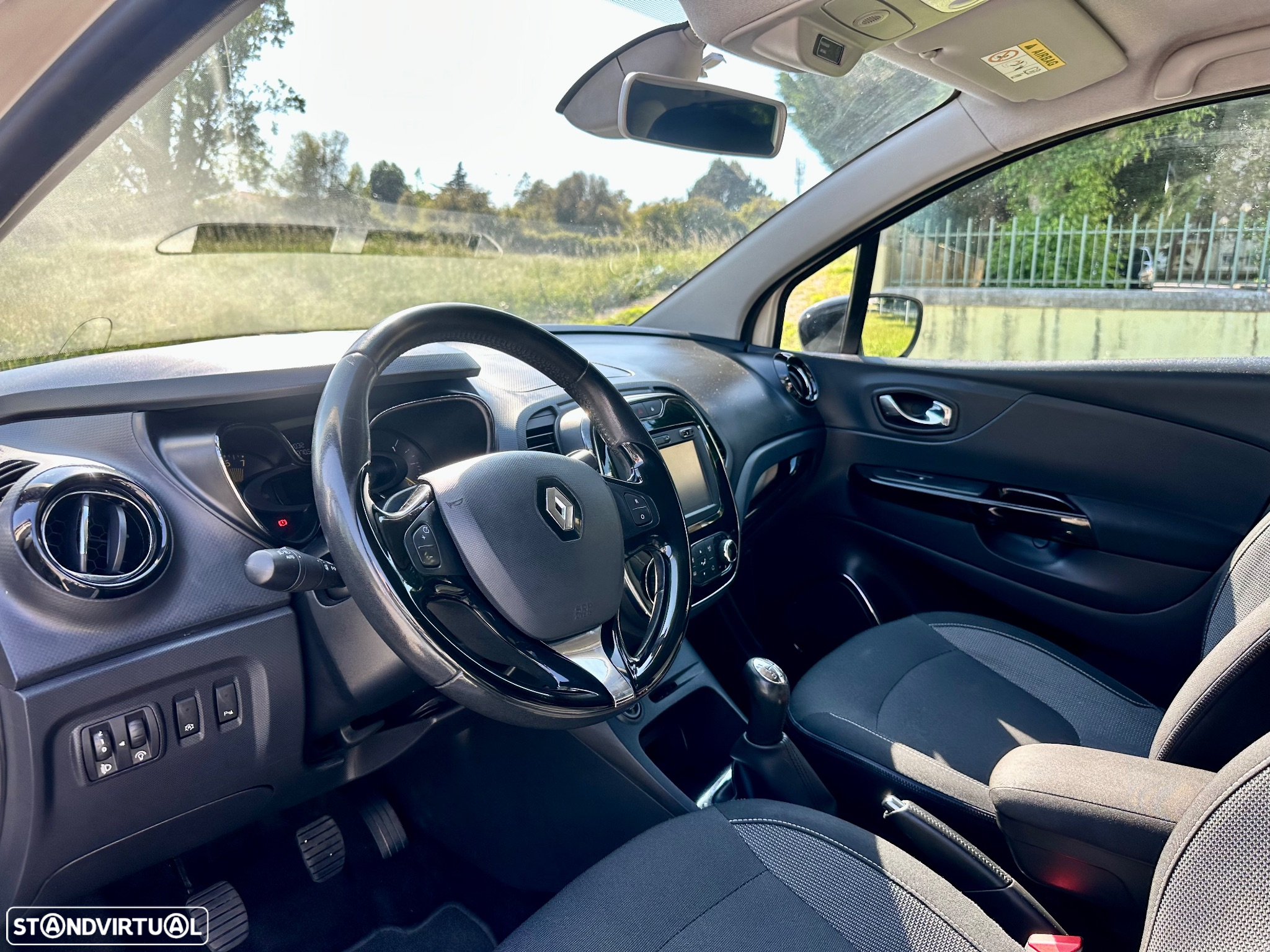 Renault Captur 0.9 TCE Exclusive - 22