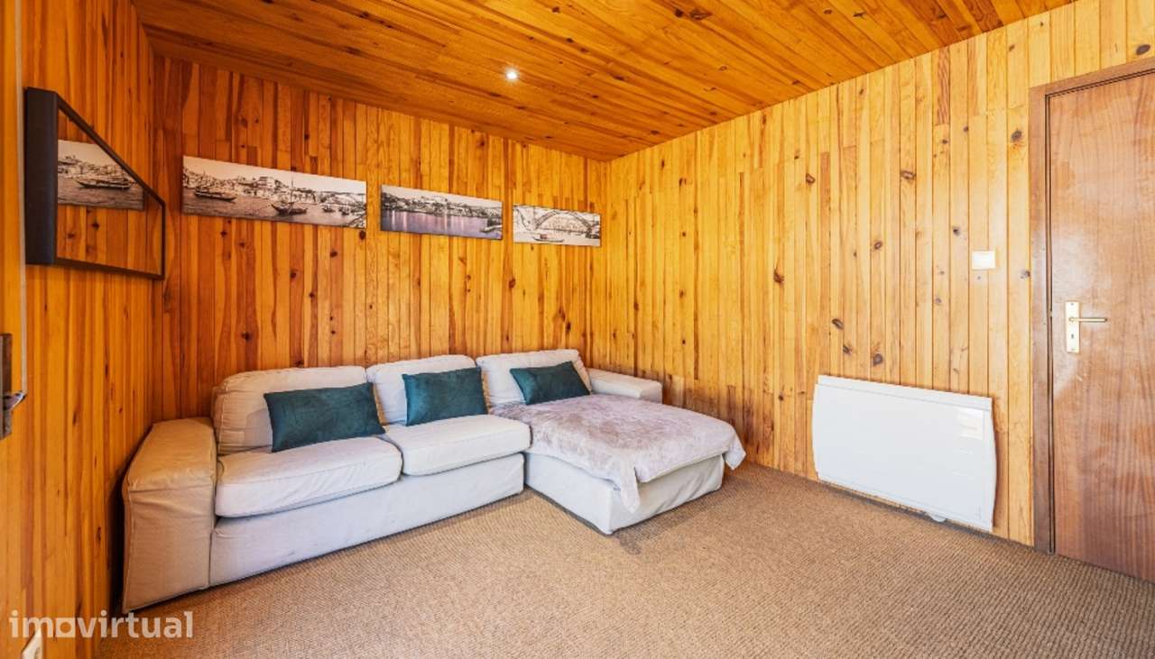 Apartamento com varandas para venda em zona central do Porto - Grande imagem: 3/24