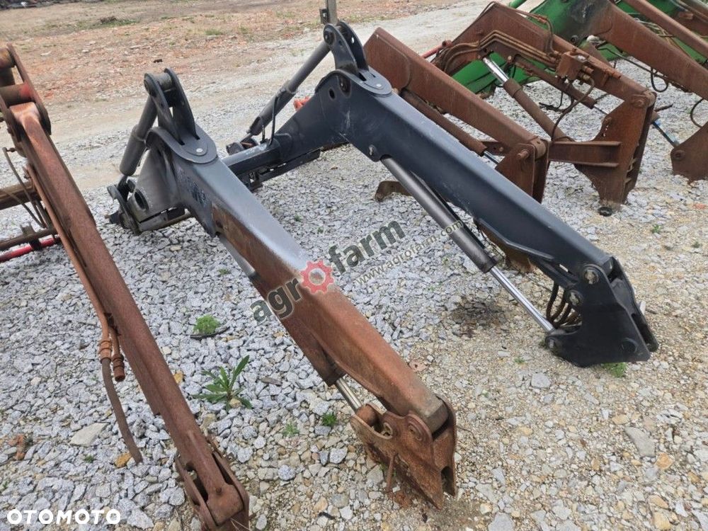 Ładowacz czołowy New Holland 760TL - 4