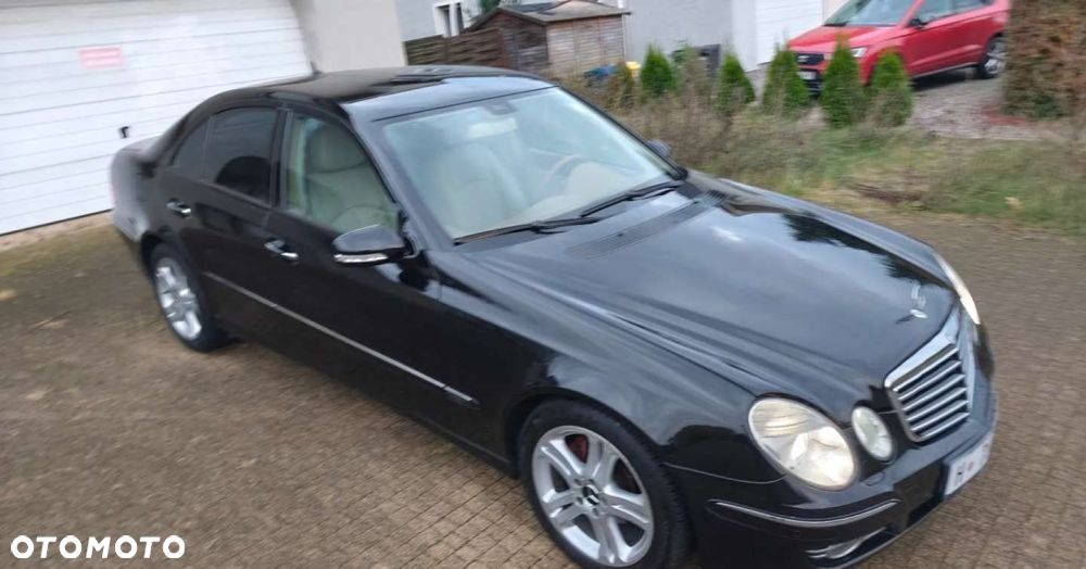 Mercedes-Benz Klasa E - 28