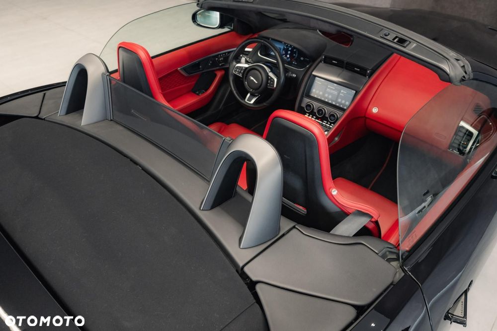 Jaguar F-Type 2.0 Turbo First Edition - 37