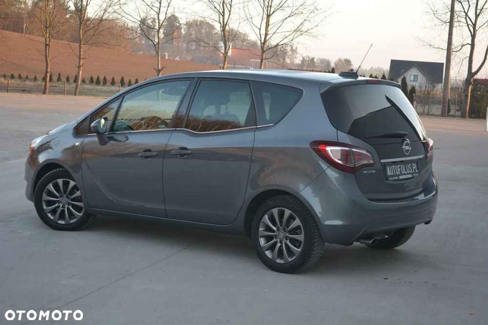 Opel Meriva - 11