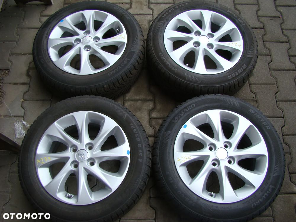 a275 4x100 Toyota Yaris 6Jx15 zima 185/60 R15 - 1