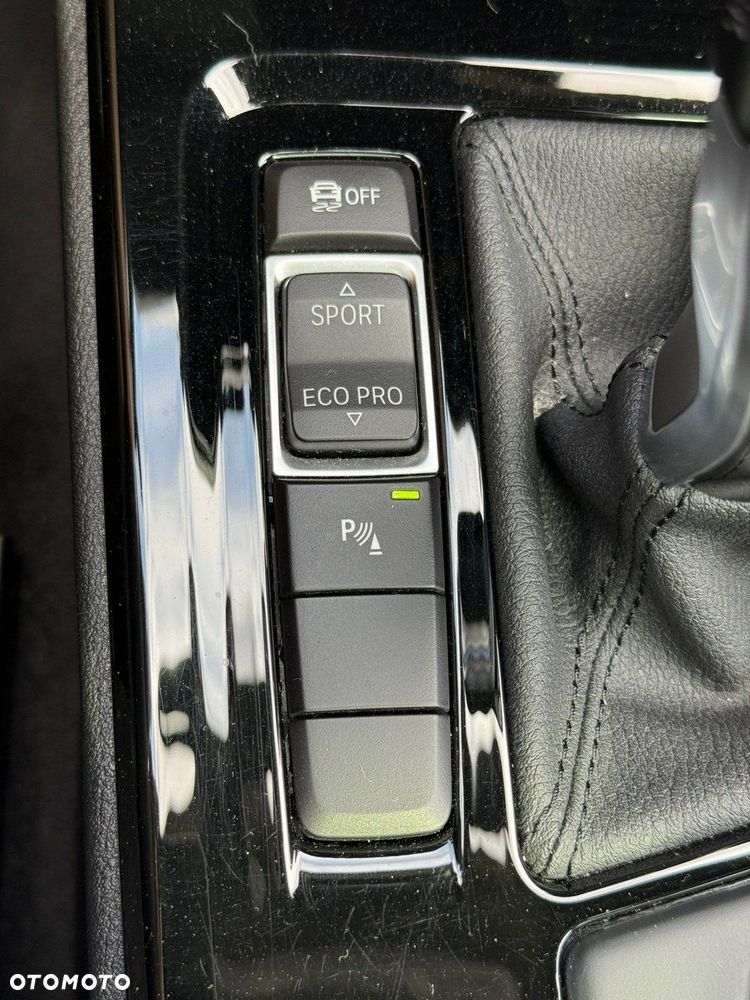 BMW X2 sDrive20i GPF M Sport - 33