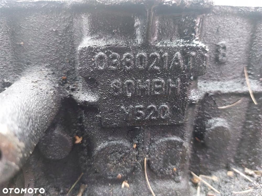 Blok silnika WAŁ KORBOWÓD TŁOK VW Golf Plus  1.9TDI 105 KM KOD: BXE - 6