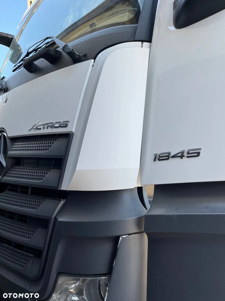 Mercedes-Benz Actros - 7