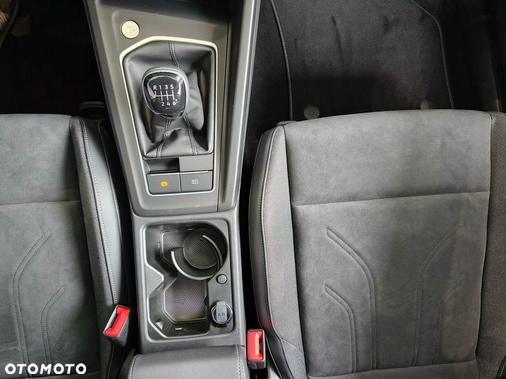 Volkswagen Golf 1.5 TSI Life Plus - 23