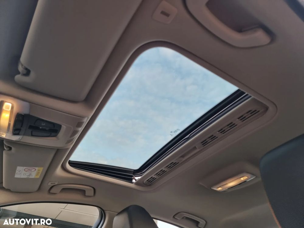 BMW Seria 3 320d Efficient Dynamics Edition Modern Line - 32