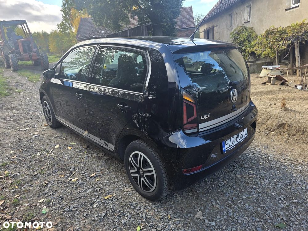 Volkswagen up! - 6