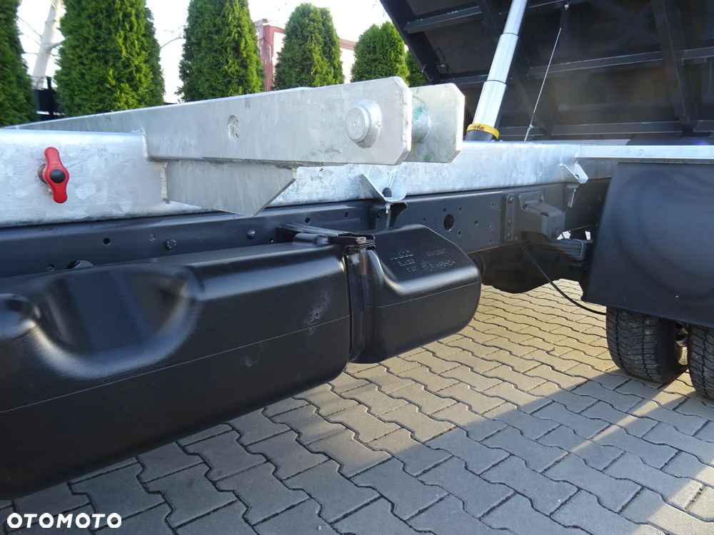 Iveco 72c18 Wywrotka 3-stronna 3,0 HPi 180KM Klima Hak Super Stan - 7