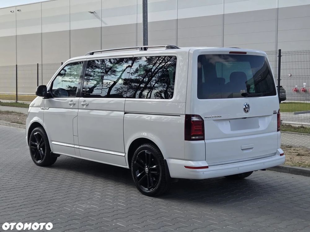Volkswagen Multivan - 18