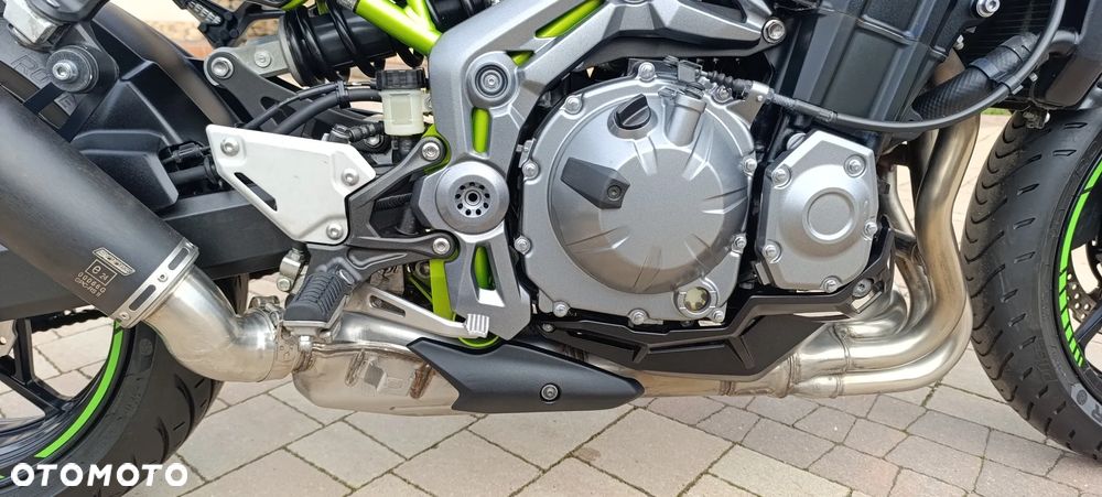 Kawasaki Z 900 - 26