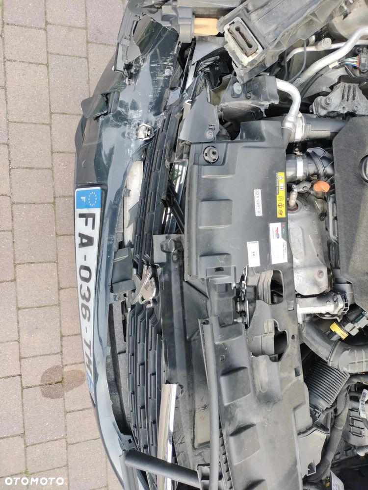 Peugeot 308 BlueHDi 130 EAT6 Stop & Start Active - 14