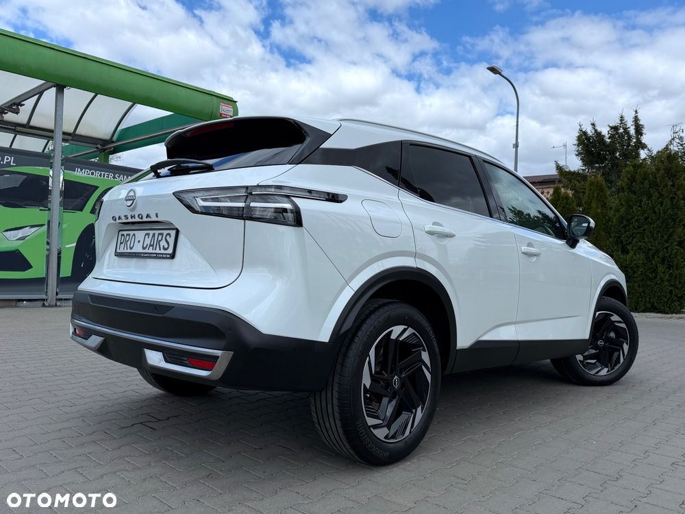 Nissan Qashqai 1.3 DIG-T N-Connecta DCT - 4