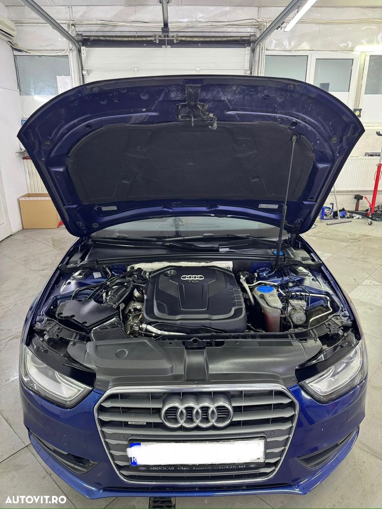Audi A4 2.0 TDI S tronic quattro - 6
