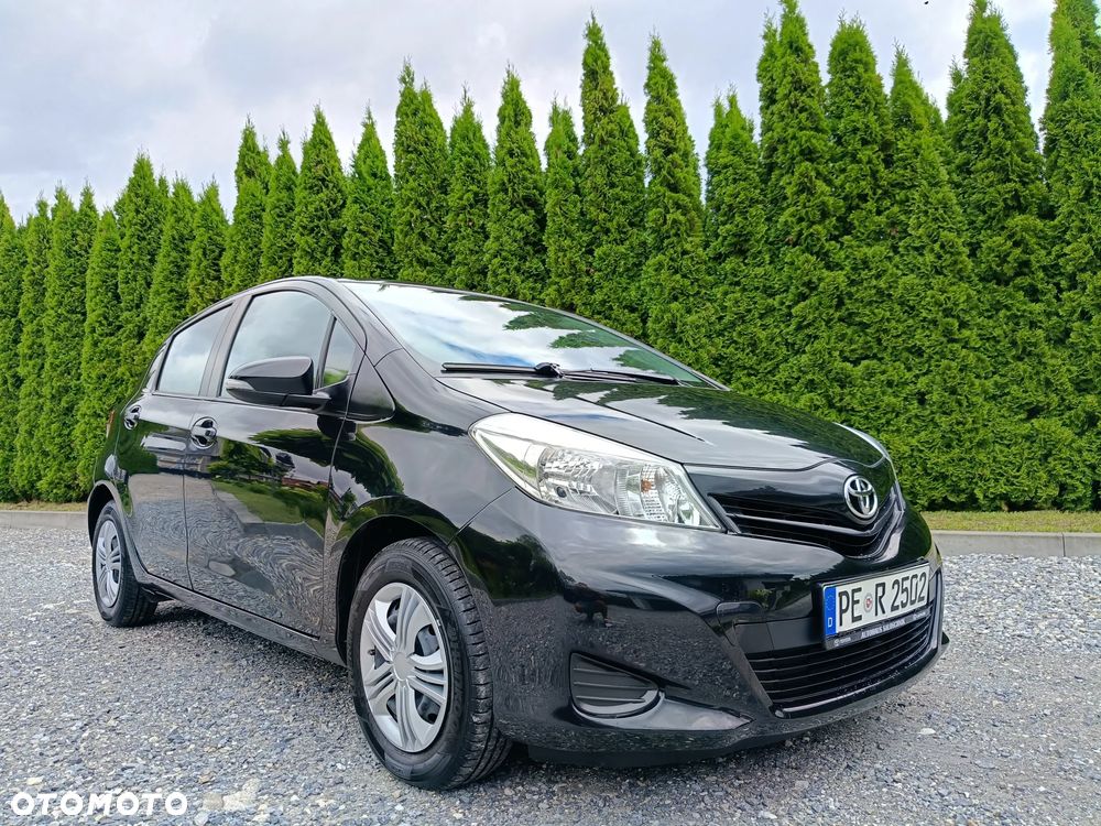 Toyota Yaris - 1