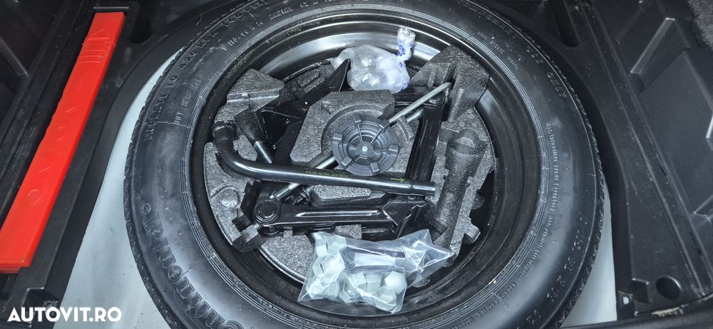 Volvo V40 D3 Momentum - 40