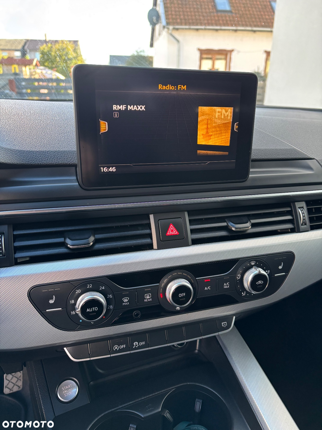Audi A4 Avant 2.0 TDI S tronic - 38