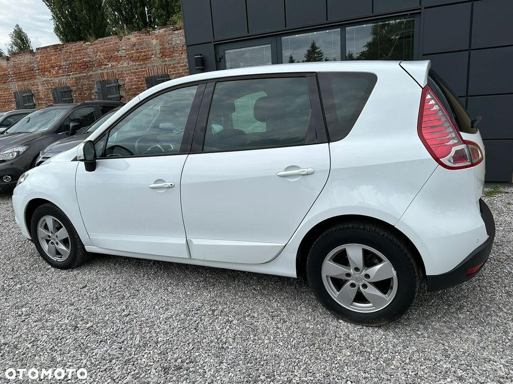 Renault Scenic 1.5 dCi Emotion - 7