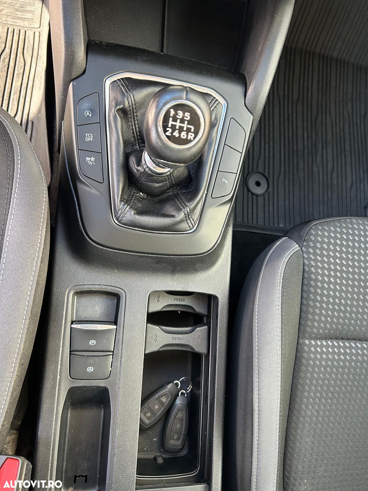 Ford Focus 1.0 EcoBoost Trend Edition - 13