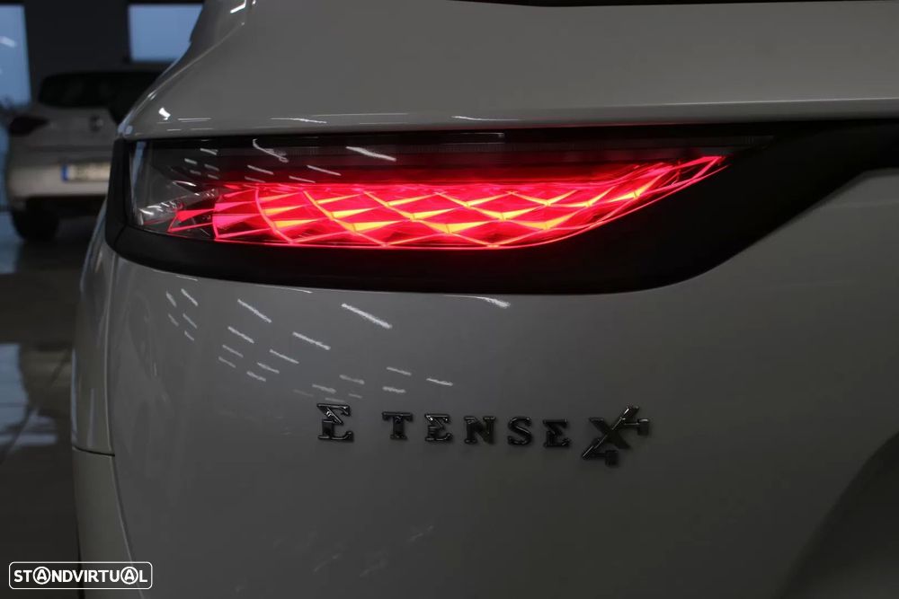 DS DS7 Crossback - 26