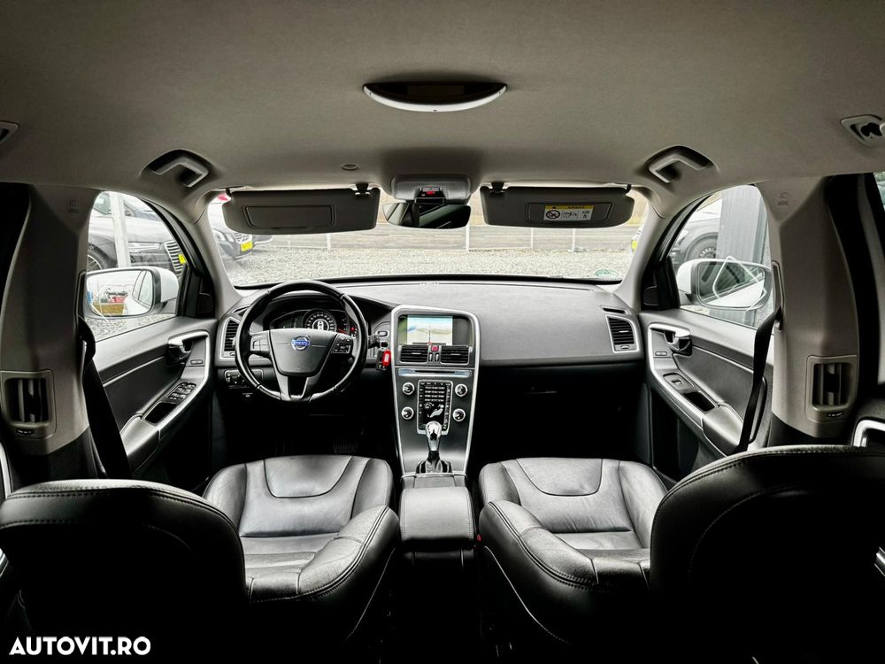 Volvo XC 60 D4 AWD Geartronic Summum - 22