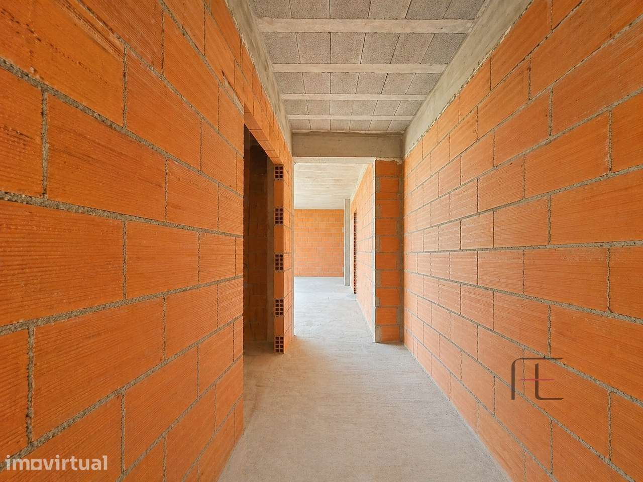 Apartamento T3 com Terraço, Lugar Garagem 2 viaturas, Arcozelo - Grande imagem: 4/9