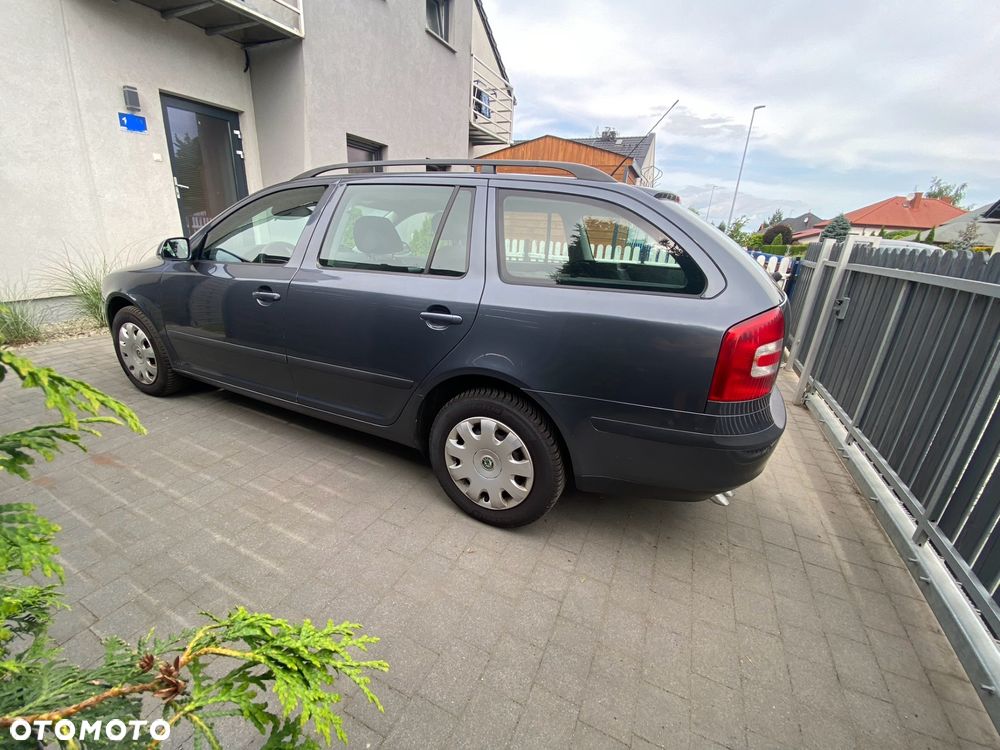 Skoda Octavia 2.0 TDI Ambiente - 4