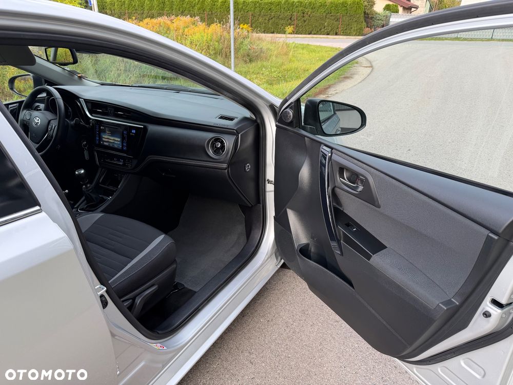 Toyota Auris 1.2 Turbo Comfort - 16