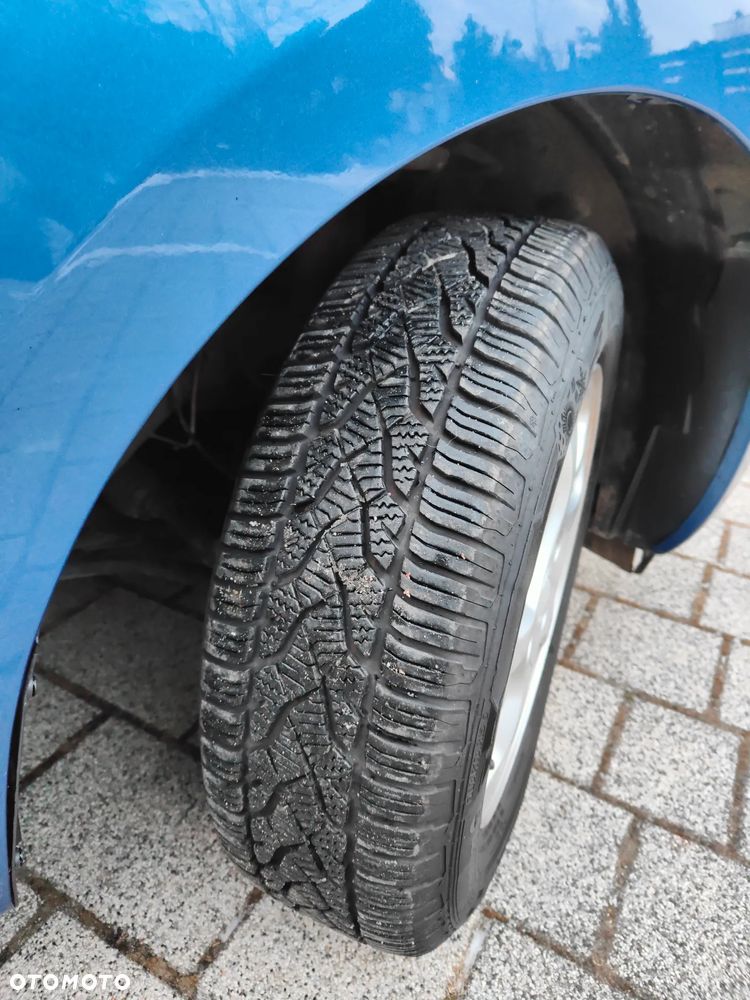 Dacia Logan TCe 90 Prestige - 22