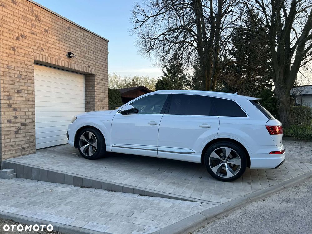 Audi Q7 - 13