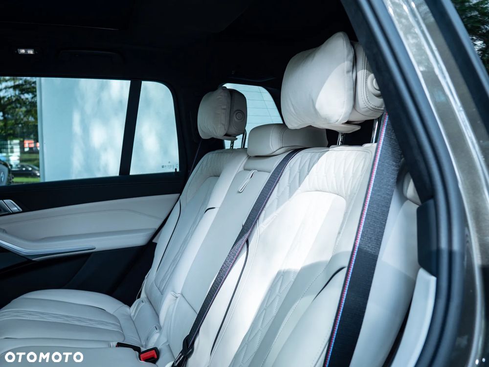 BMW X7 xDrive40d mHEV sport - 28