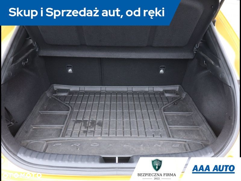 Kia XCeed - 14