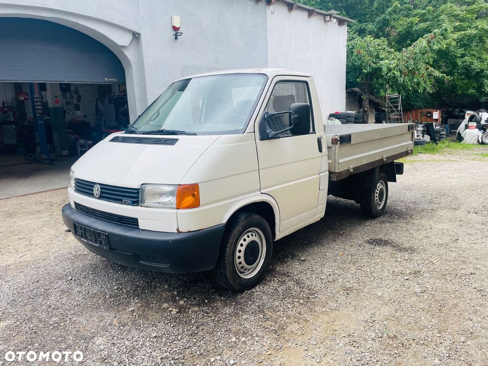 Volkswagen Transporter - 2